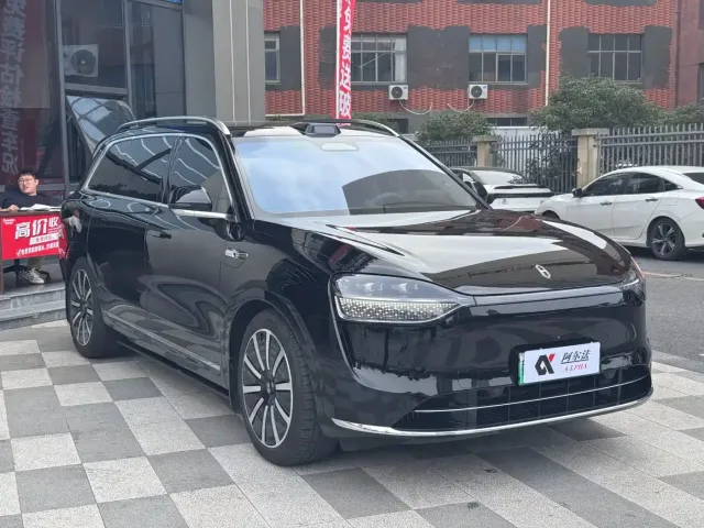 Aito M9 — Фото автомобиля 3