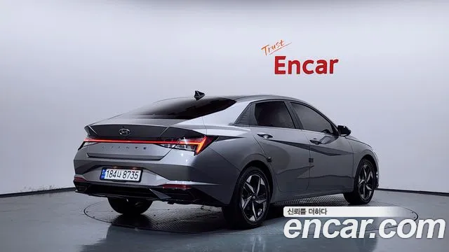 Hyundai Avante CN7 — Фото автомобиля 2