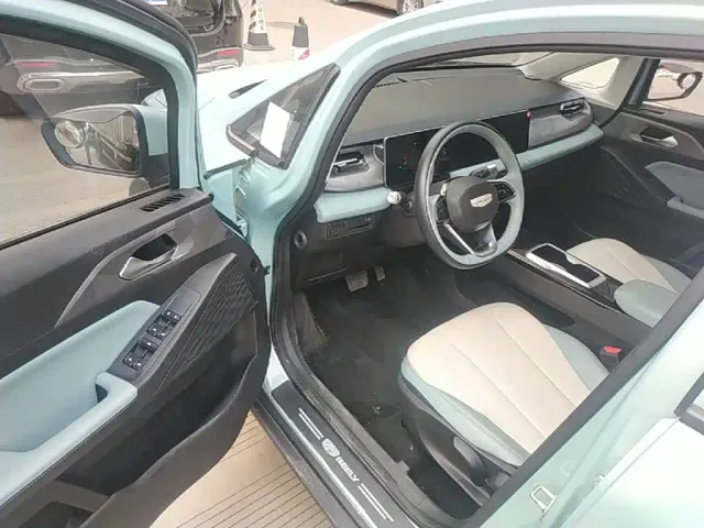 Geely Geometry E Firefly — Фото автомобиля 15