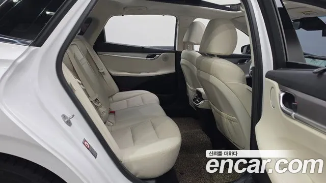 Hyundai Grandeur — Фото автомобиля 10