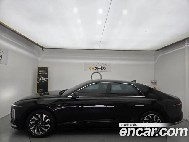 Hyundai Grandeur GN7 — Фото автомобиля 2