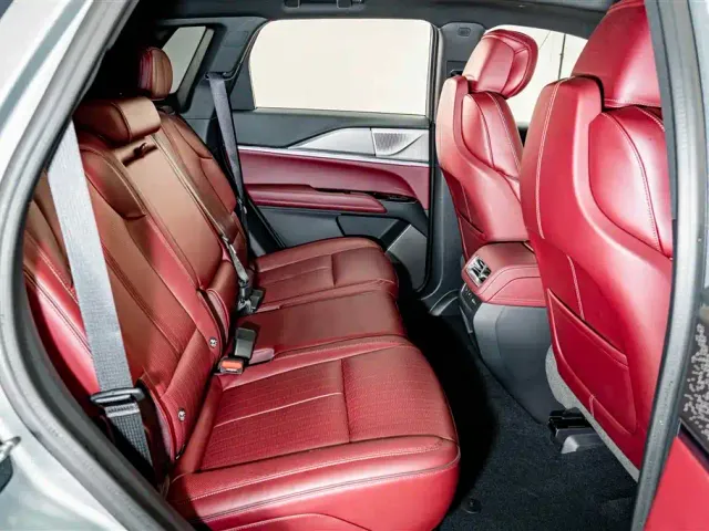 Cadillac XT5 — Фото автомобиля 21
