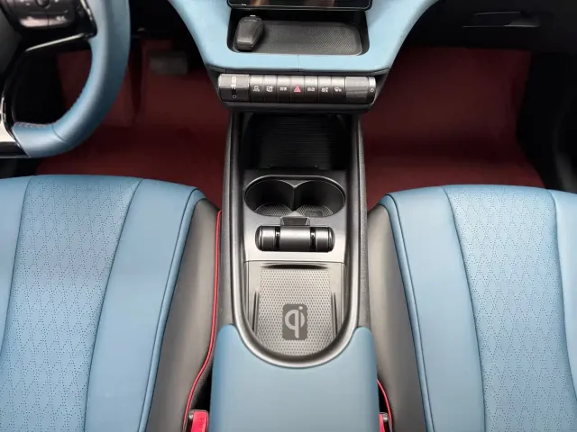 BYD Dolphin — Фото автомобиля 14