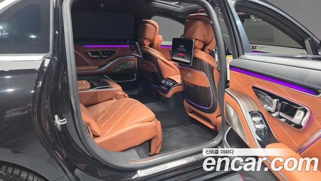 Mercedes-Benz S-Class — Фото автомобиля 11