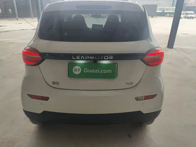Leapmotor T03 — Фото автомобиля 5