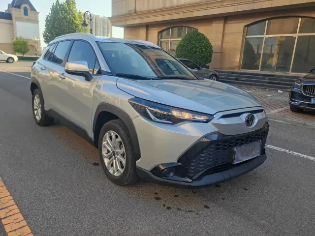 Toyota Frontlander — Фото автомобиля 3