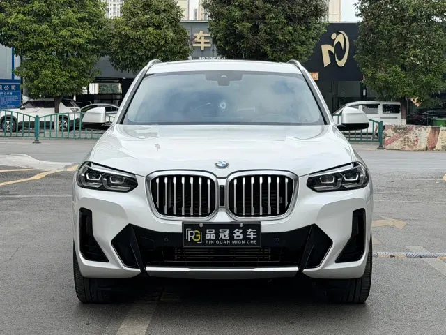 BMW X3 — Фото автомобиля 2