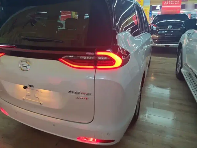 GAC Trumpchi M6 — Фото автомобиля 7