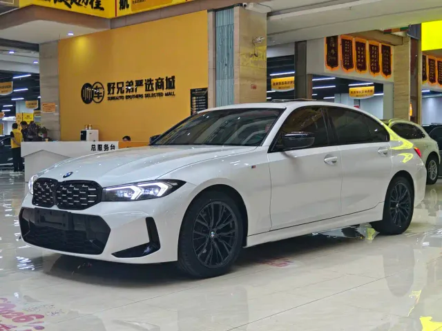 Фотография автомобиля — BMW 3 Series