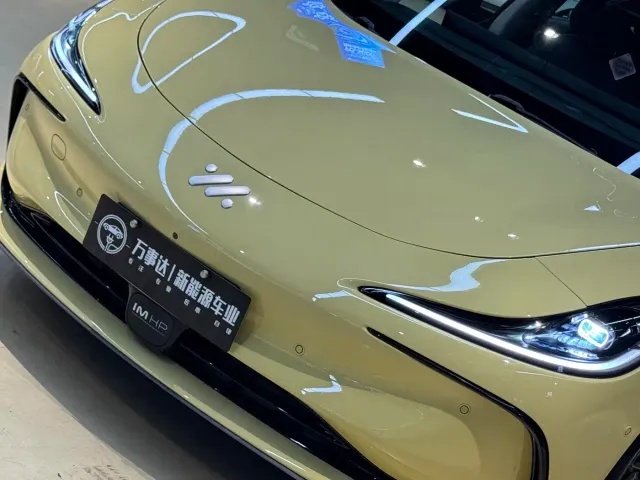IM Motors L6 — Фото автомобиля 26