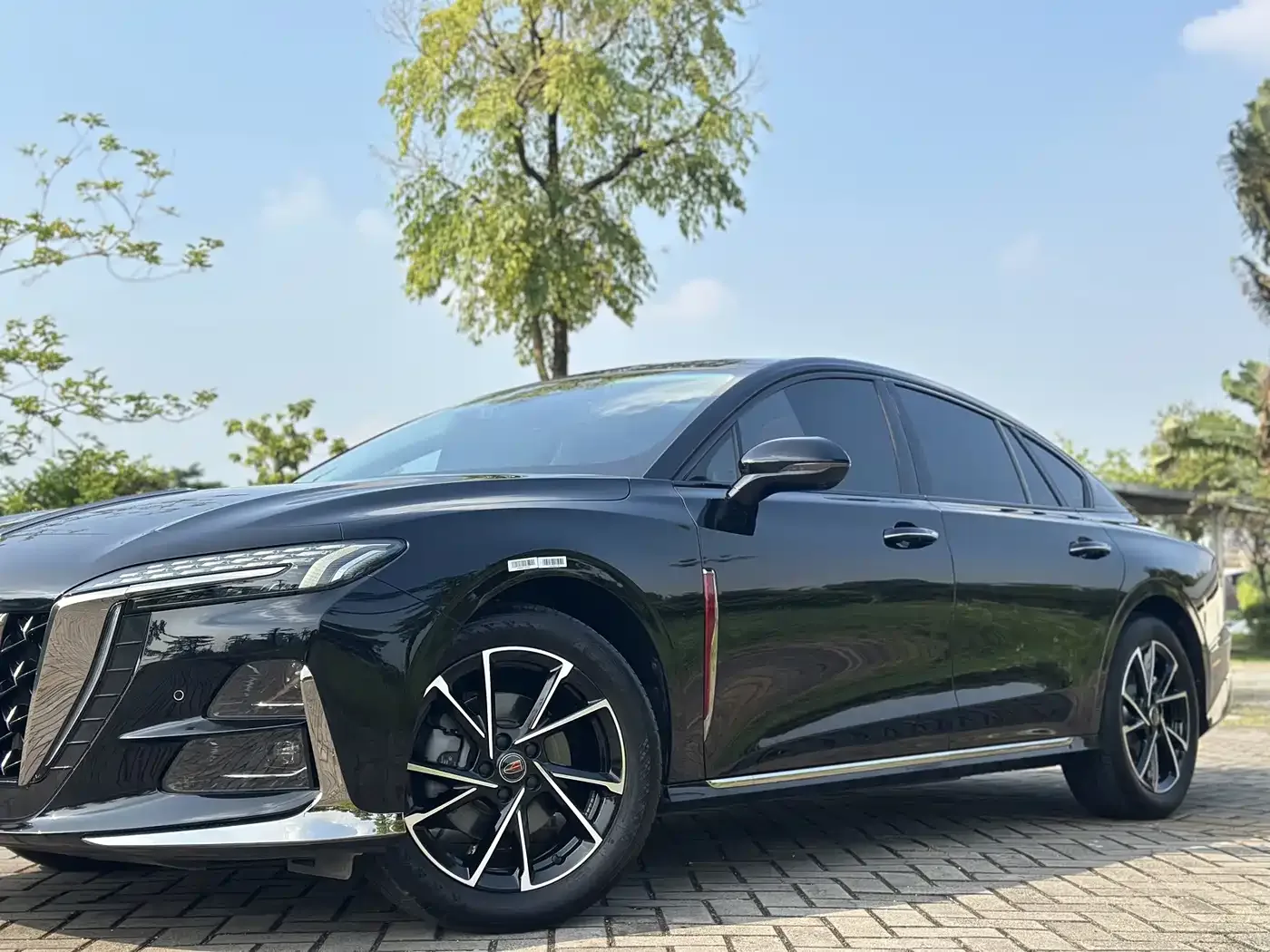 Hongqi Hongqi H6 2025 Model 2.0T Far-Reaching Edition — Фото автомобиля 6