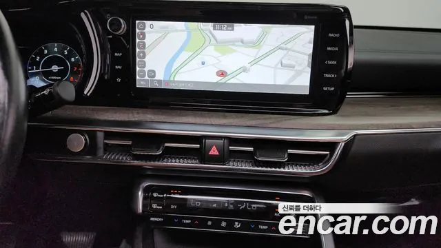 Kia K5 Generation 3 — Фото автомобиля 14