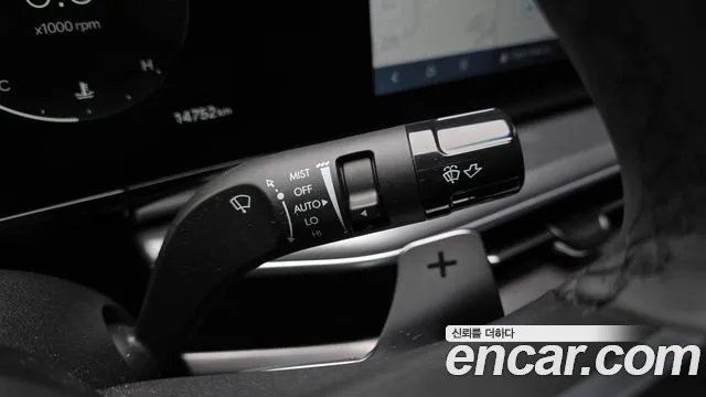 Hyundai Grandeur Grandeur (GN7) 2.5 Бензин 2WD — Фото автомобиля 26