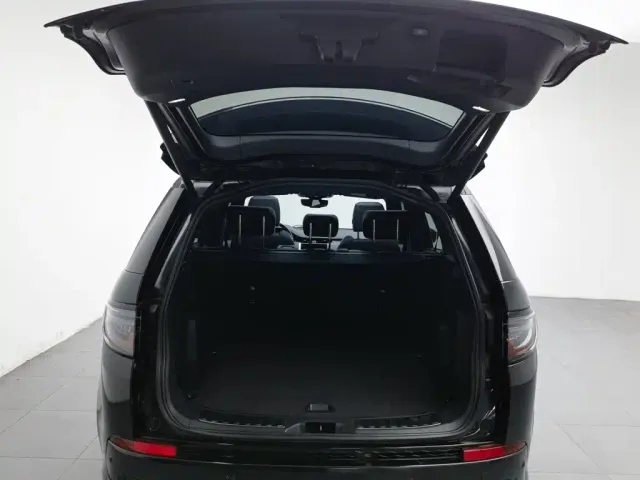Land Rover Discovery Sport — Фото автомобиля 16