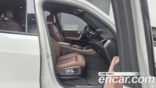 BMW X5 xDrive 40i M Sport — Фото автомобиля 11