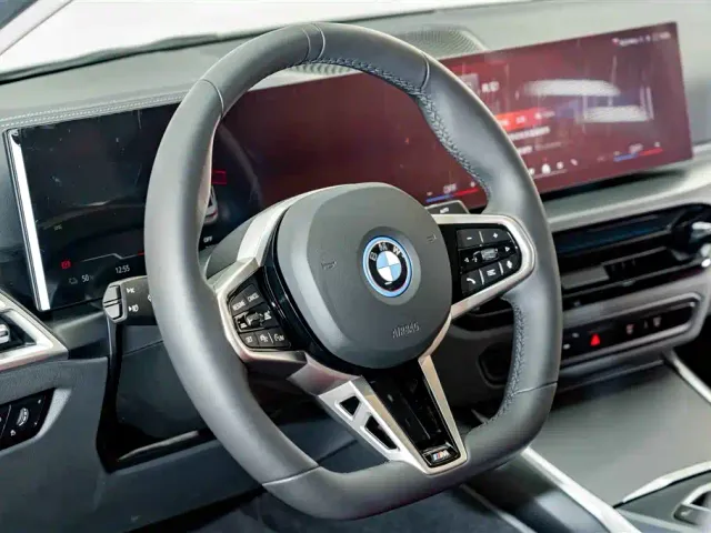 BMW i3 — Фото автомобиля 10