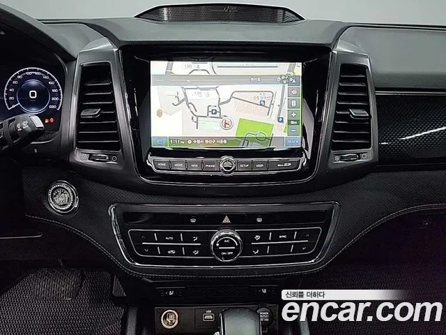 KG_Mobility_Ssangyong Rexton Новый Rexton Sport Khan Дизель 2.2 4WD — Фото автомобиля 10
