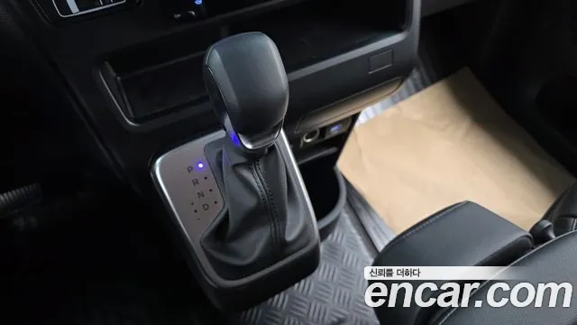 Hyundai Staria — Фото автомобиля 12