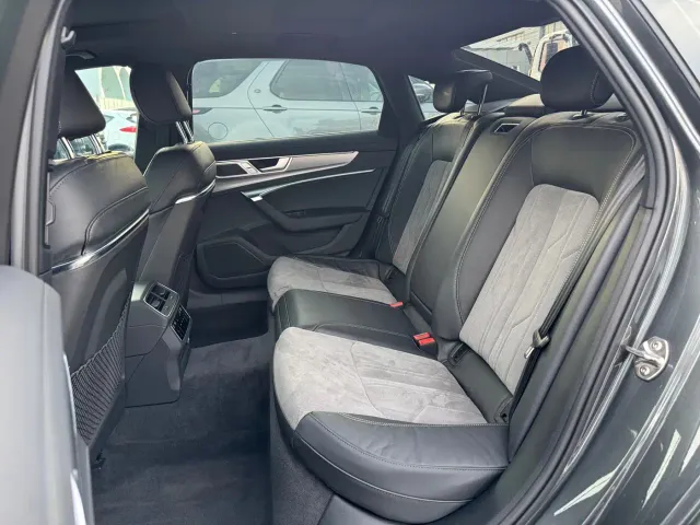 Audi A6L — Фото автомобиля 16
