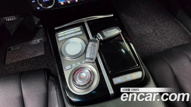 Genesis G80 RG3 — Фото автомобиля 12