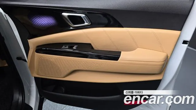 Kia Canival Carnival 4 поколение Бензин 9 мест Signature — Фото автомобиля 20