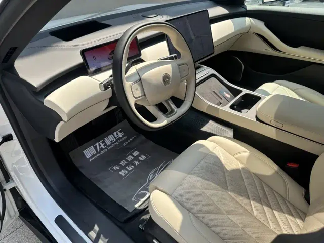 Nio ET5 Touring — Фото автомобиля 8