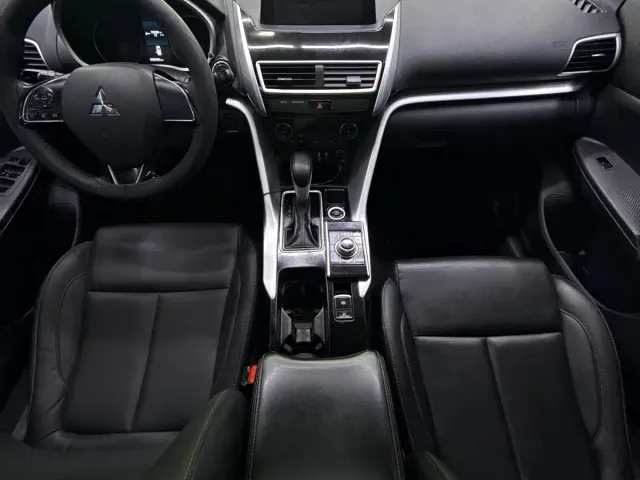 Mitsubishi Eclipse Cross — Фото автомобиля 10