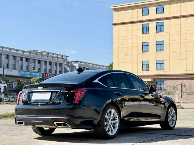 Cadillac CT5 — Фото автомобиля 7