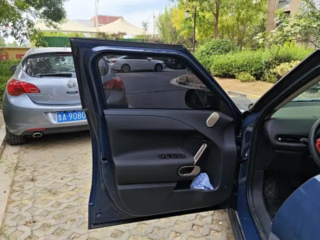 MINI Electric MINI ACEMAN — Фото автомобиля 7