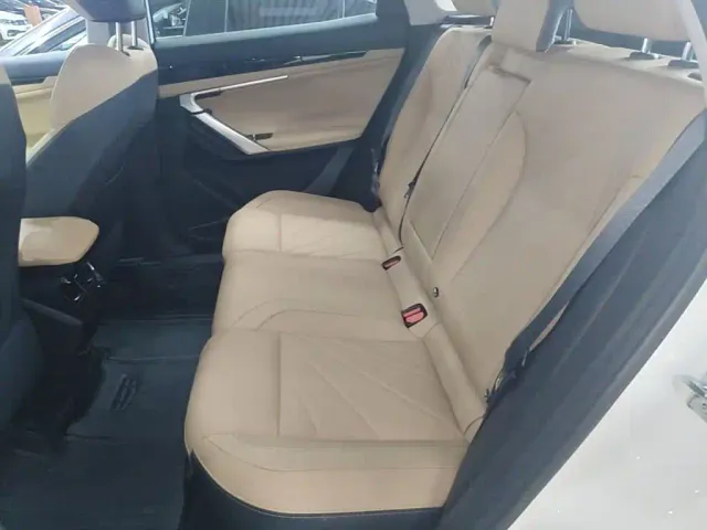 Geely Boyue L — Фото автомобиля 16