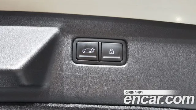 Hyundai Santafe — Фото автомобиля 29