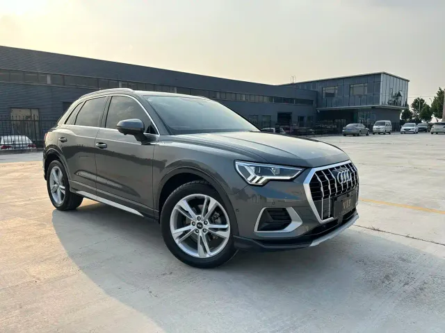 Audi Q3 — Фото автомобиля 2
