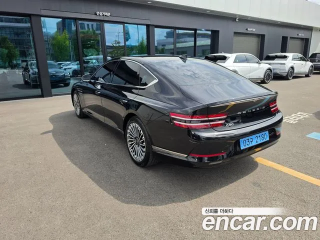 Genesis G80 Electrified G80 (RG3) — Фото автомобиля 4