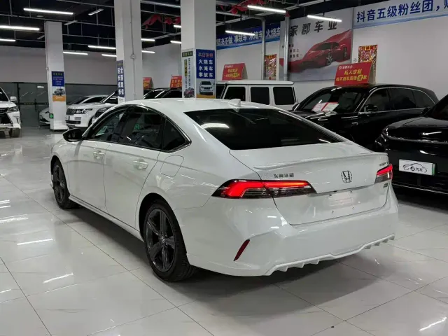 Honda Inspire — Фото автомобиля 6