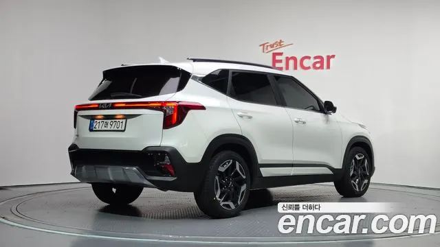 Kia Seltos — Фото автомобиля 2