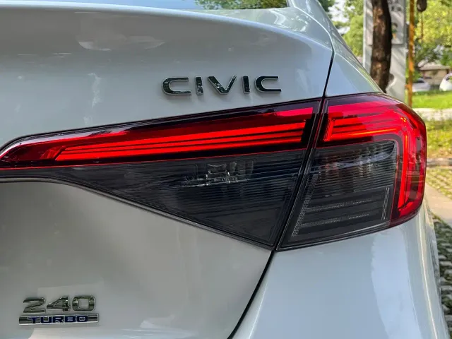 Honda Civic — Фото автомобиля 16