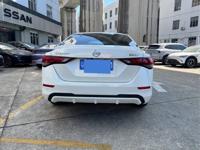 Nissan Sylphy — Фото автомобиля 6