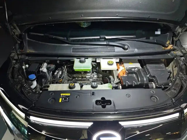 GAC Trumpchi E8 — Фото автомобиля 21