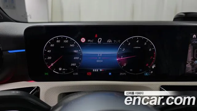 Mercedes-Benz A-Class — Фото автомобиля 2