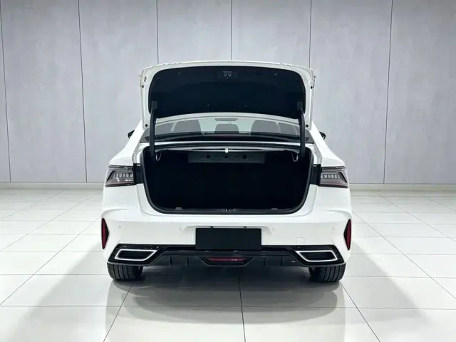 Chery Arrizo 8 — Фото автомобиля 8