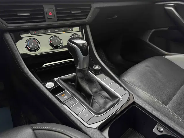 Volkswagen Sagitar — Фото автомобиля 13
