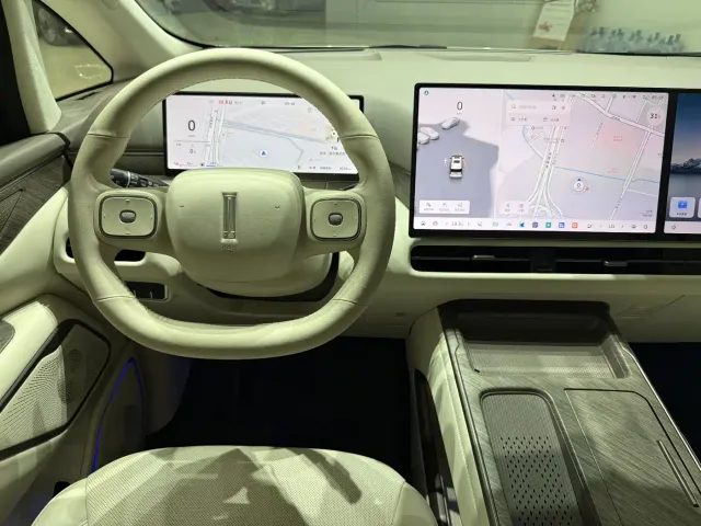 Wey Alpine — Фото автомобиля 9