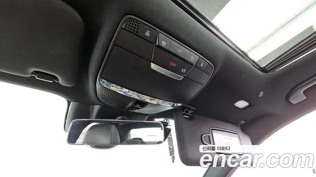 Mercedes-Benz E-Class — Фото автомобиля 24