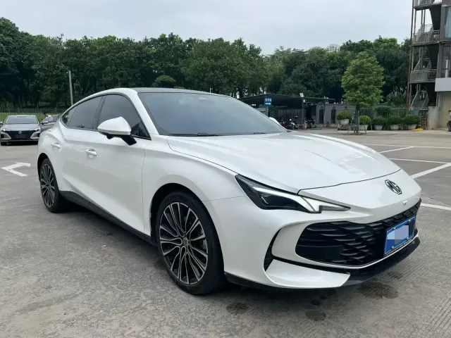 MG MG7 2023 1.5T DCT Ultimate Elegance Edition — Фото автомобиля 3