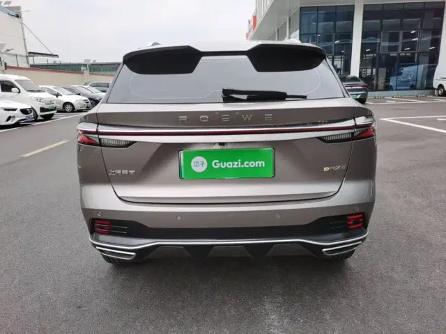 Roewe RX5 — Фото автомобиля 5