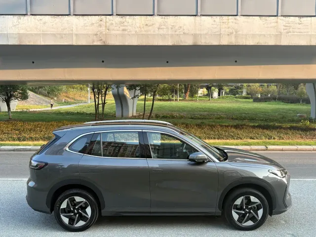 Geely Galaxy E5 — Фото автомобиля 8