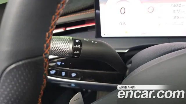 Genesis GV70 2.5T Бензин AWD — Фото автомобиля 27