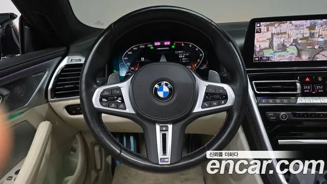 BMW 8 Series G15 — Фото автомобиля 12