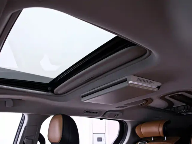 Toyota Sienna — Фото автомобиля 11