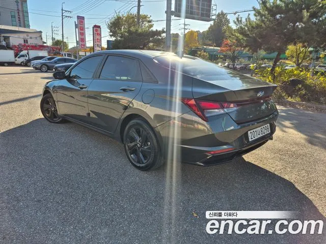Hyundai Avante CN7 — Фото автомобиля 6